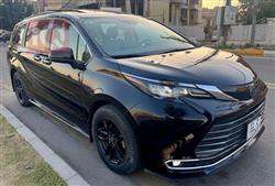 تويوتا سيينا